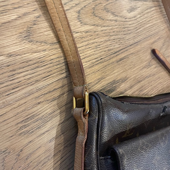 Louis Vuitton monogram Mabillon crossbody purse - Picture 9 of 15